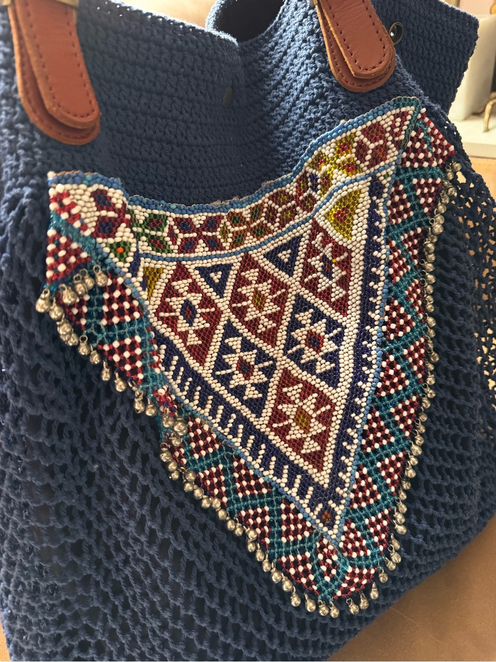 Elliot Mann Crochet Tote w Beaded bells fringe tassel net mesh summer leather - Picture 8 of 17